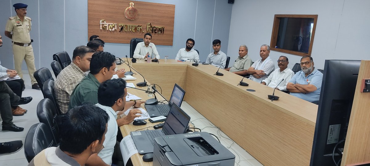 चुनाव की पारदर्शिता एवं निष्पक्षता बनाए रखने के लिए रेंडमाइजेशन महत्वपूर्ण प्रक्रिया : जिला निर्वाचन अधिकारी शांतनु शर्मा
<a href="/DiprHaryana/">DPR Haryana</a> <a href="/ceoharyana/">Chief Electoral Officer, Haryana</a>