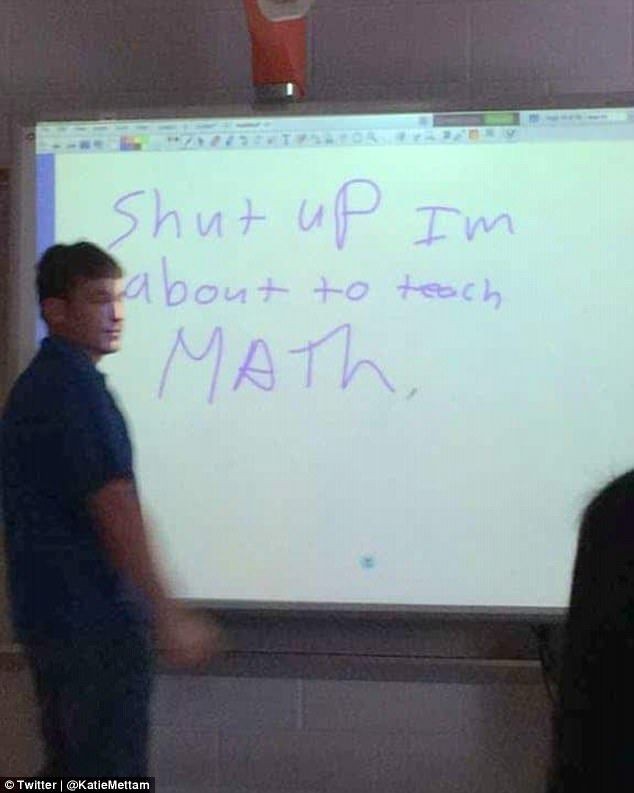 استاد
ایک عظیم استاد کی پہچان صرف اس بات سے نہیں ہوتی کہ وہ اپنے شاگردوں کو علم سکھاتا ہے بلکہ اس کی اصل عظمت اس میں ہے کہ وہ اپنے شاگردوں کو ایسا علم اور تربیت فراہم کرتا ہے جس سے وہ خود بھی مستقبل میں استاد بننے کے قابل ہو جائیں ایسا استاد اپنے شاگردوں کی ذہنی نشوونما اور کردار