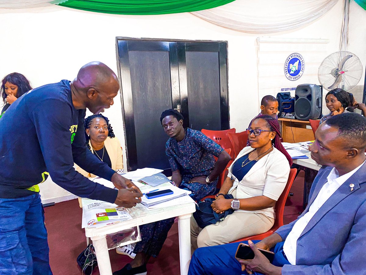 DEANinitiative's tweet photo. Interactive session with each other.

#NextGenBootCamp
#TransformingEducationNG https://t.co/n4izICbT42