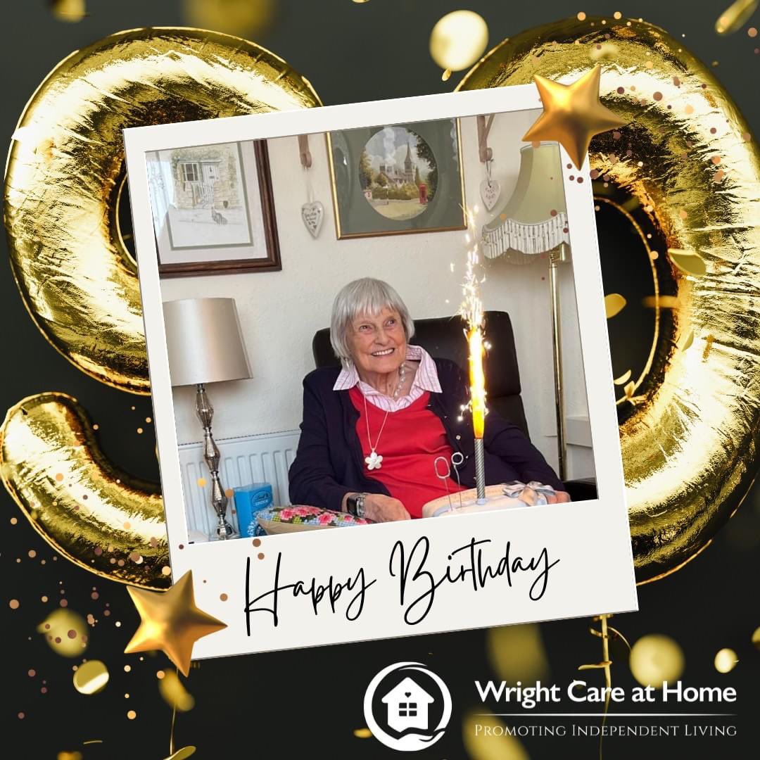 Happy 90th ! A customer with a big smile !