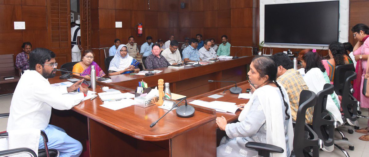 Collector, Krishna tweet media