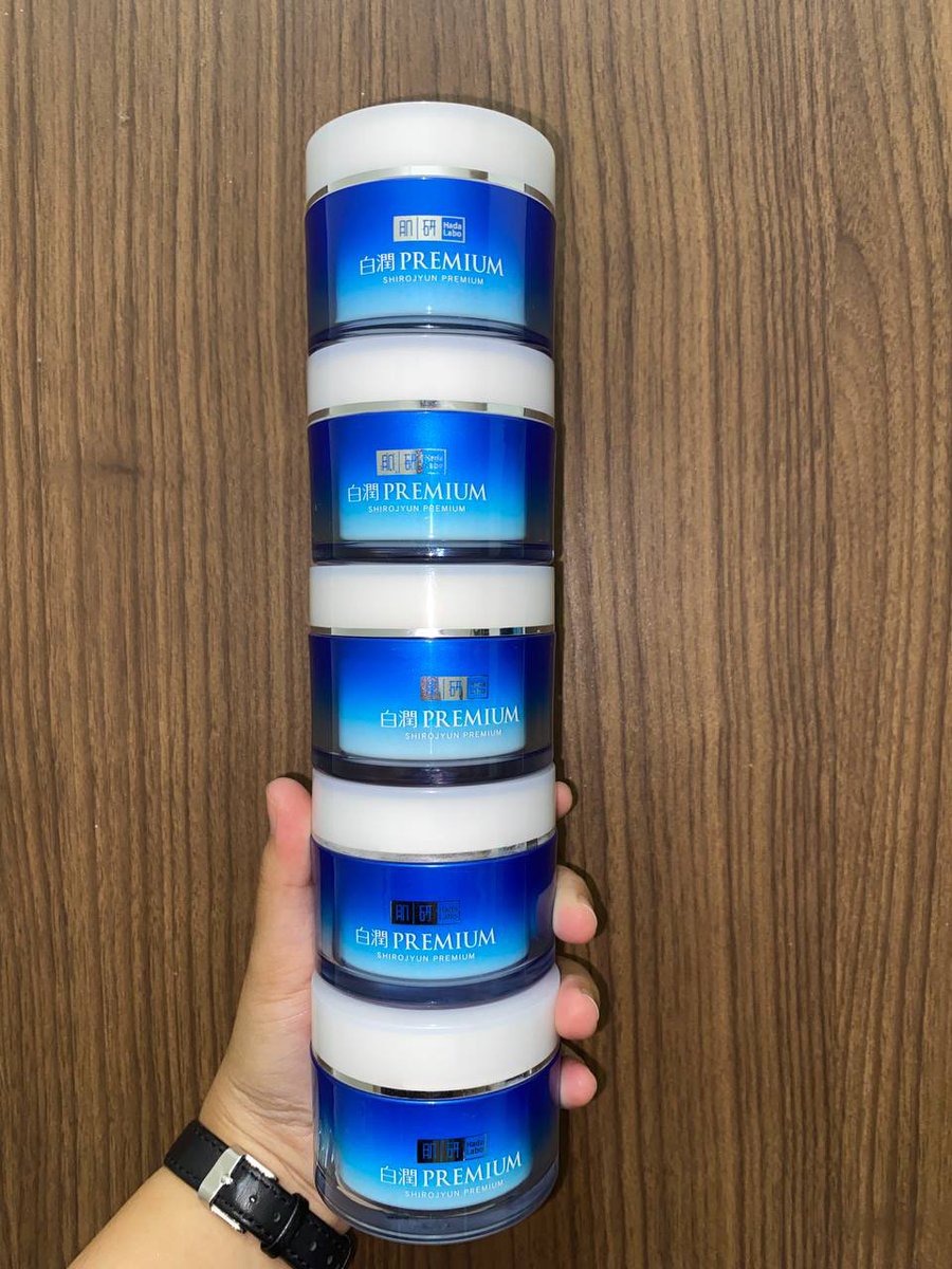 Dah bertahun i guna moisturiser ni. sbb tu i dah ada byk tub. tapi dah brpe bulan jugak I stop using this.

Here is why…👇🏼