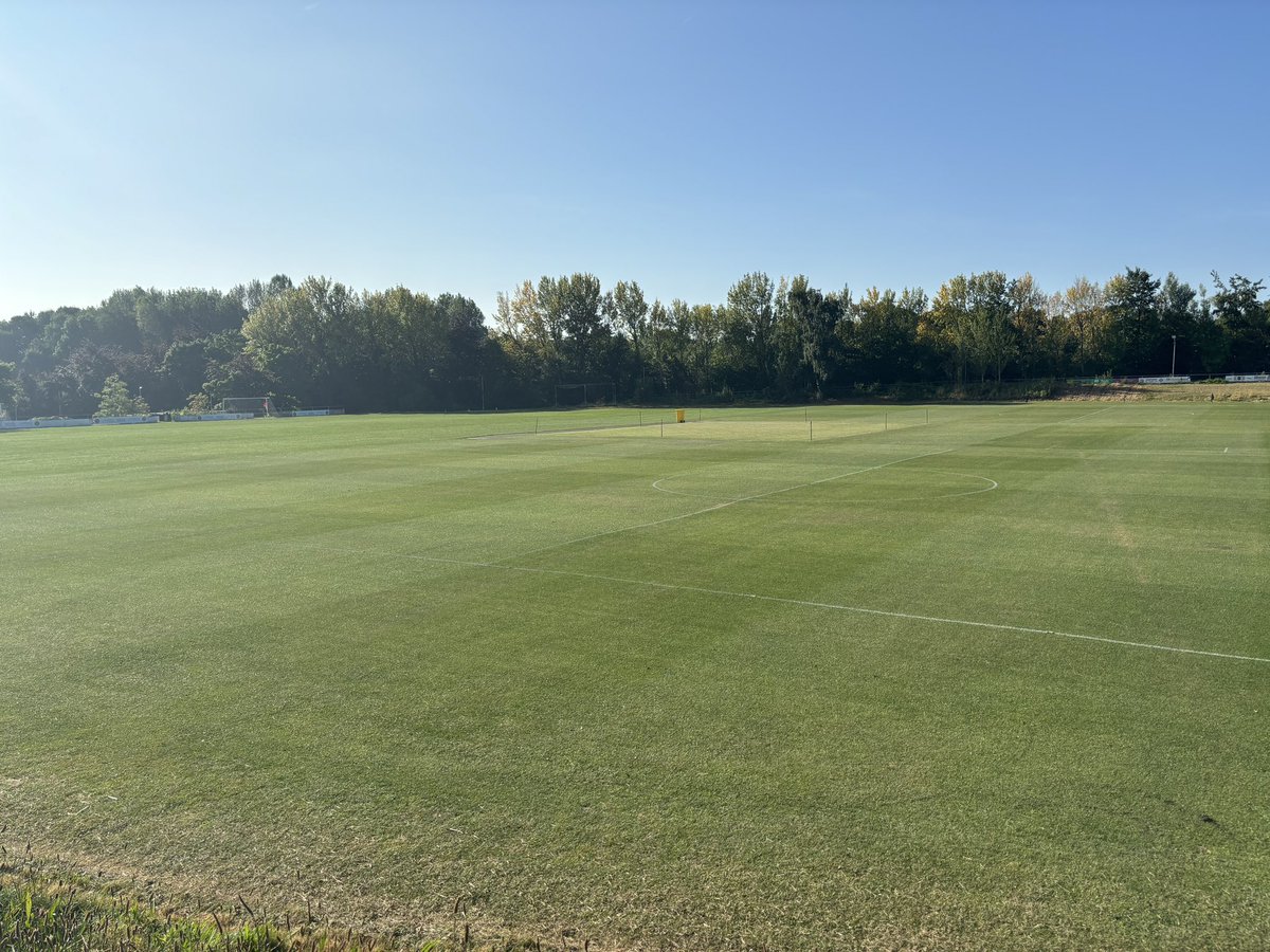 Our boys U11’s are looking for a GK ( due to pro club academy move ) please see advert below and please share . 🙏🙏

Contact <a href="/Batesyearl/">Scott bates</a> for details 

Must not be registered with another <a href="/SDJSFL/">SDJSFL</a> club.