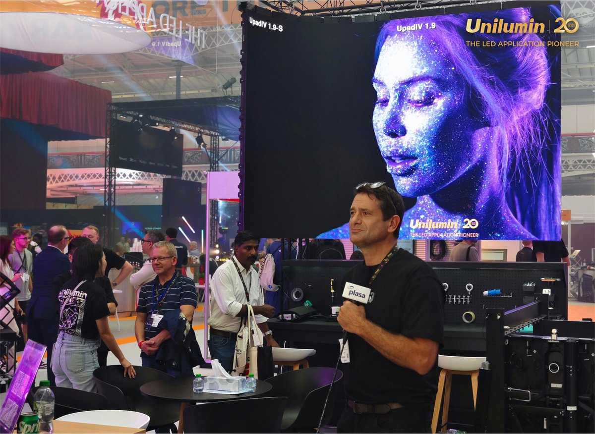 UniluminDisplay's tweet image. 🎉 Day One at the PLASA - #Unilumin Booth B32 was nothing short of AMAZING! 🚀 
- Dazzling hanging displays
- Mind-blowing creative splicing solution
- Inspiring hands-on experience
You&apos;ve got TWO MORE DAYS to experience 🥳✨Don&apos;t miss out! 
#PLASAShow2024 #LiveEvent #LED #rental