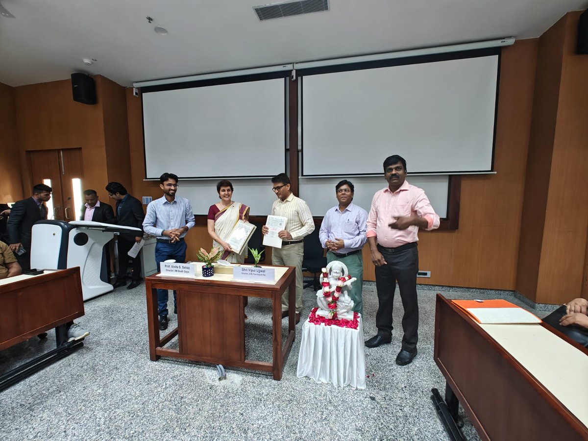 mopr_goi's tweet photo. #MoPR in collaboration with Indian Institute of Management #BodhGaya, is organizing a 5-day #ManagementDevelopmentProgramme from 2 to 6 September 2024. Memorandum of Understanding was exchanged between Shri Vipul Ujwal, Director, #MoPR &amp; Smt. Vinita Sahay, Director @IIMBodhGaya. https://t.co/e4Y57oDbDw