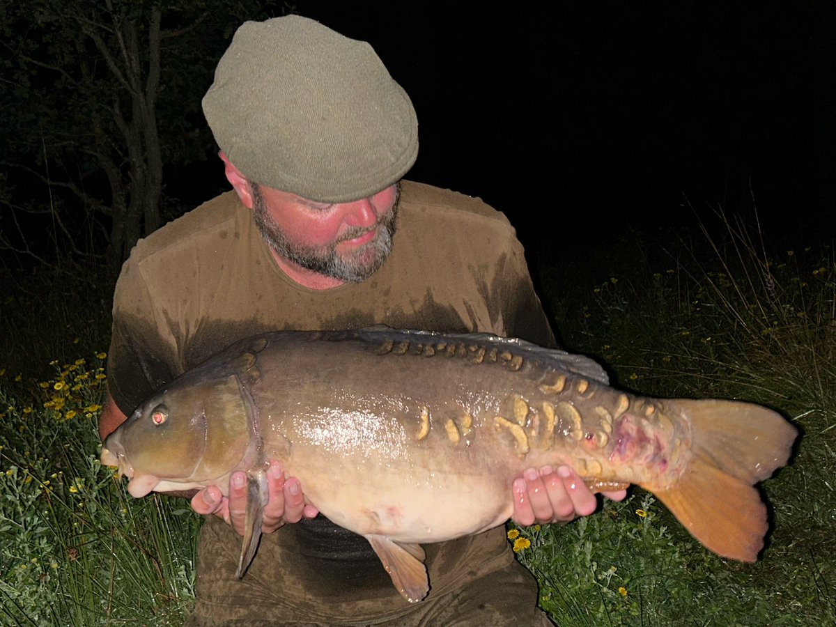 BPerrodow's tweet photo. First 20lb plus from the 280 acre reservoir!! https://t.co/WbSRYKhIAI
