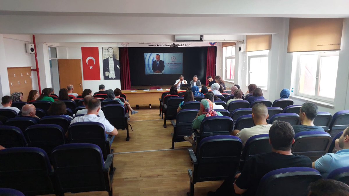 2024-2025 eğitim-öğretim yılında tüm öğretmenlerimizin katılımıyla genel kurulumuza  Bakanımızın konuşmasıyla başladık. 

Yeni eğitim-öğretim yılının tüm öğrencilerimize, öğretmenlerimize ve velilerimize hayırlı olmasını diler, başarılar dileriz.
<a href="/KocakCemalettin/">Cemalettin Koçak</a> <a href="/MemBayrampasa/">Bayrampaşa İlçe Milli Eğitim Müdürlüğü</a>