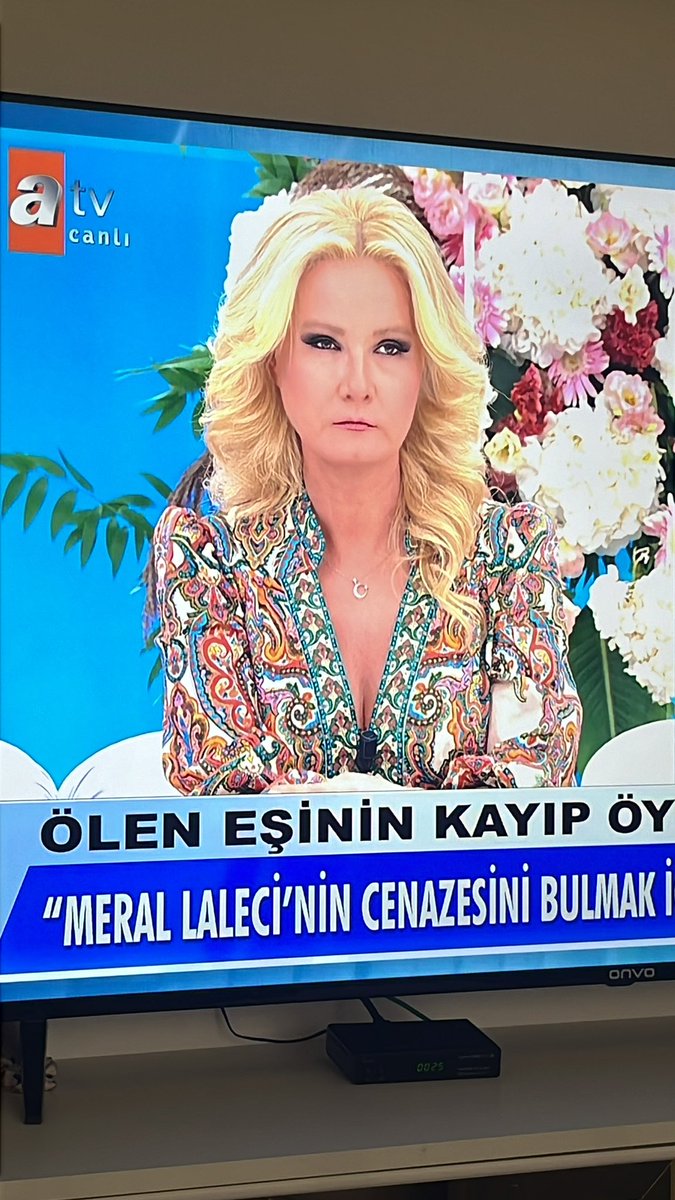 sseyddaa's tweet photo. Mügem sana ne oldu 3 ayda 10 yaş yaşlanmışsınnnn☹️☹️☹️☹️ #MügeAnlı https://t.co/HjyrVF6Ob9