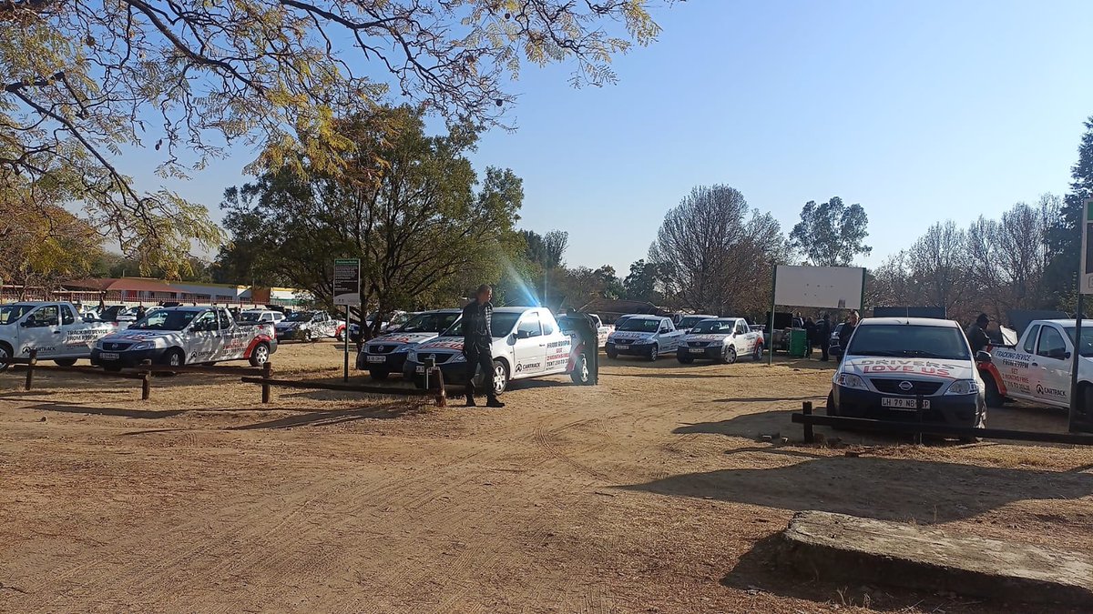 eddieh05's tweet photo. @CartrackZA please stop using Cherry park in Randpark as your personal parking bay. It is for kids to play not your parking lot. https://t.co/IHP44bBEMD