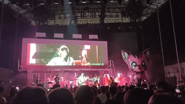 gamecushion1's tweet photo. Porter Robinson sings a LoL-themed WIP Parody of his own song Everything Goes On https://t.co/9o0AwPFzea https://t.co/MCdOp0Zuub