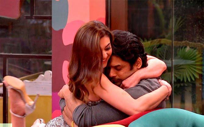 shefalijariwala's tweet photo. Thinking of you today mere dost @sidharth_shukla ❤️ https://t.co/sZNv6Ft1hG