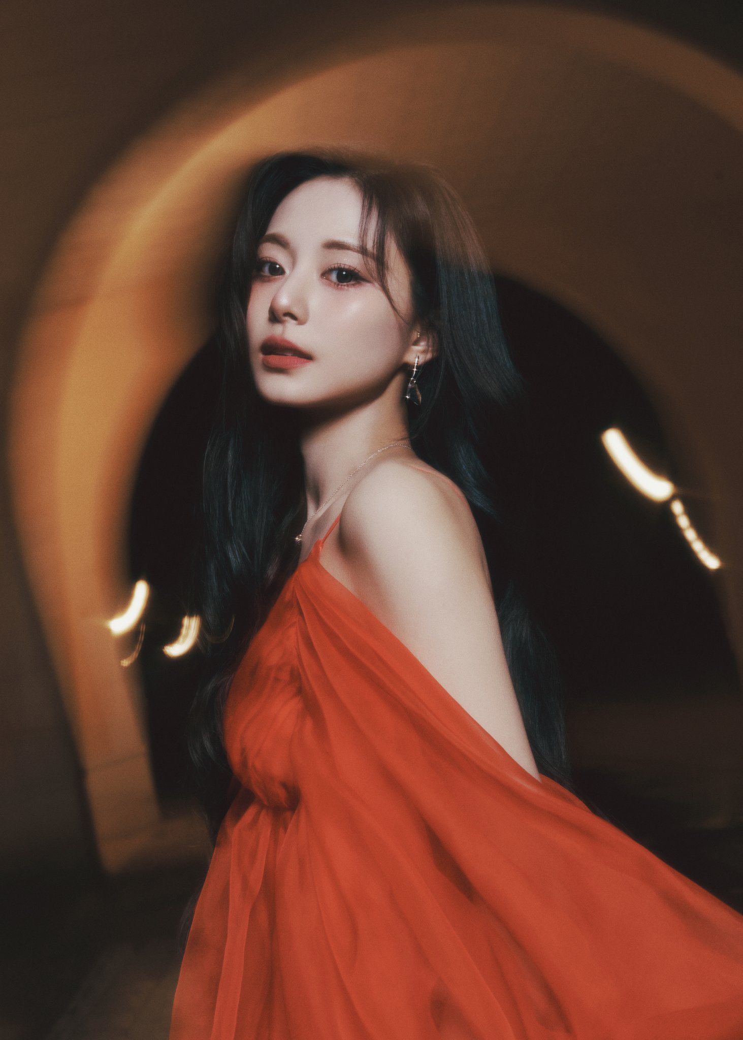 TWICE ツウィ tzuyu aboutzu サノク ドレス 黄色 ⑥