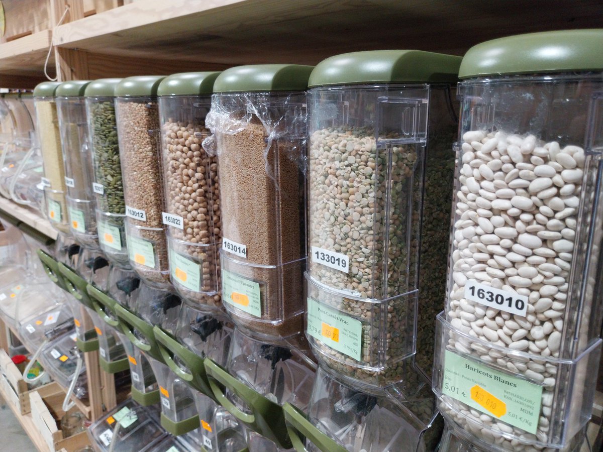 Rejoignez la coopérative pour changer vos habitudes de consommation. Bonne rentrée à toutes et à tous. Consommez plus éthique, plus bio, plus local... sans vous ruiner. #Nancy grandeepiceriegenerale.fr