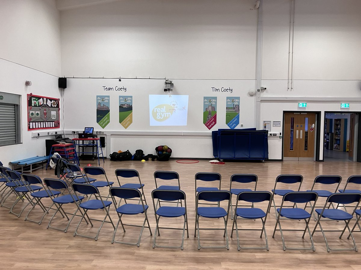 Welcome back everyone 👋🏻 
Ready to go with <a href="/CoetyPrimary/">Coety Primary School</a> today with some #realgym training. <a href="/real_PE_/">real PE</a>