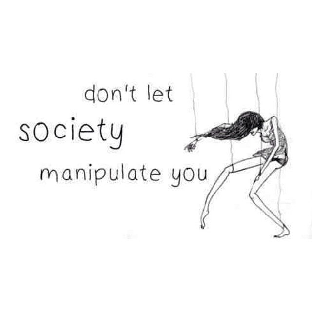 redpillb0t's tweet image. 