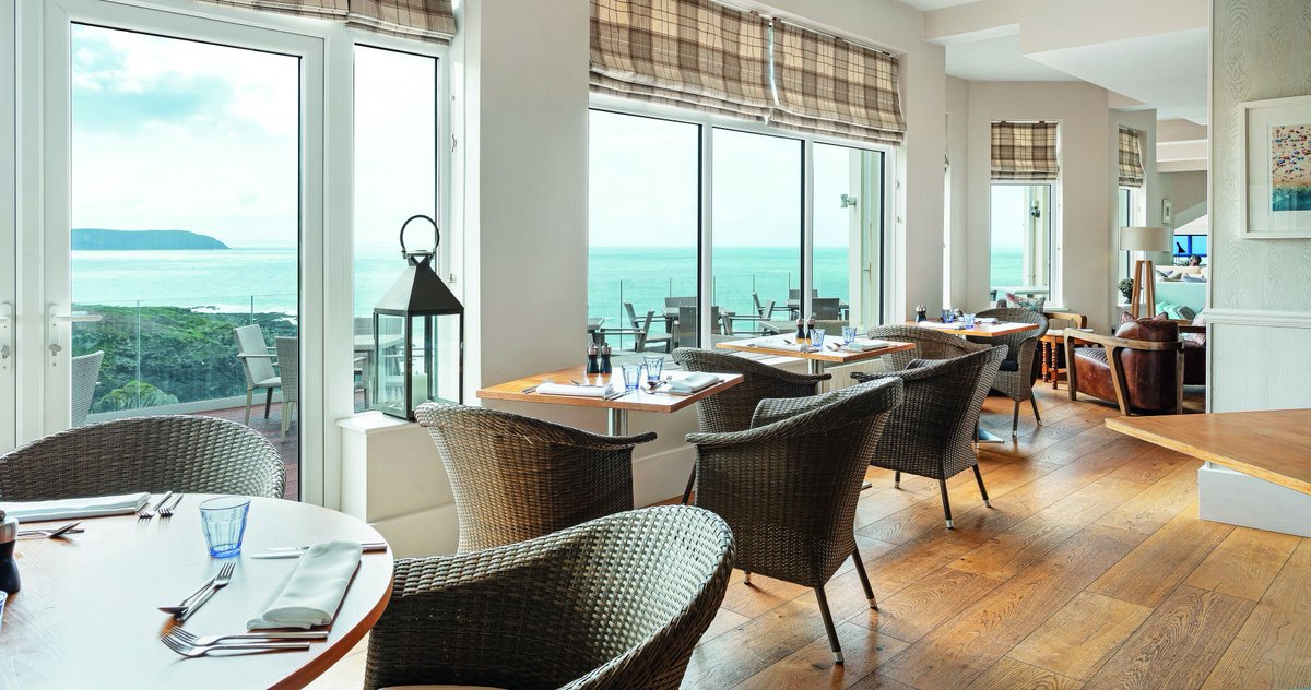 FoodandTravelHQ's tweet image. The North Devon coast is far too often overlooked, but at Watersmeet Hotel you'll see the best of what this area has to offer.

Find places to stay a weekend in Food and Travel.

🖊️@alexmeadeditor

#foodandtravel #northdevon #watersmeethotel