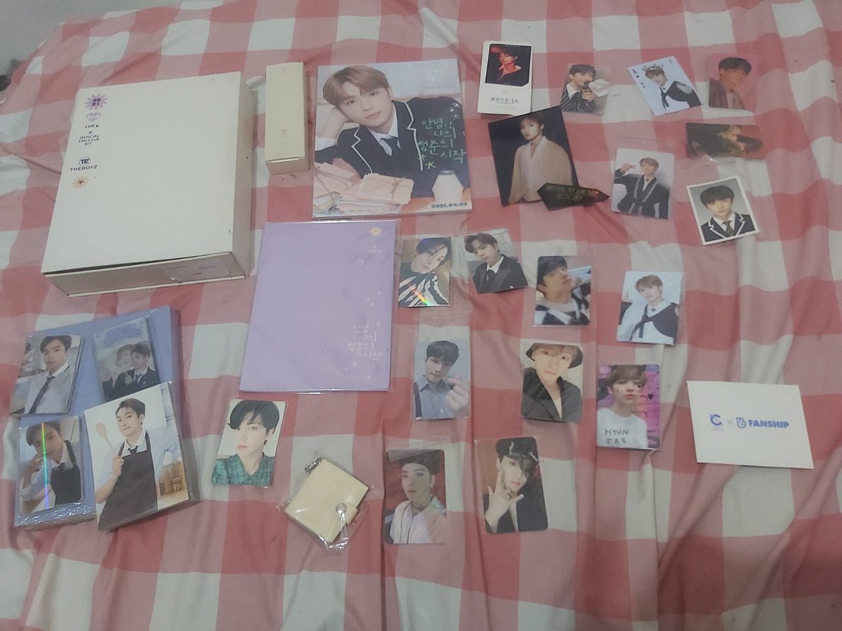 haewbaragi's tweet photo. clearance sale

wts pc &amp; merch the boyz qyop start from 10k (exc packing fee), claim via dm. pengiriman dari semarang bisa via shopee

🏷️ 1st 2nd 3rd kit diy lightstick ls reveal sangyeon jacob hyunjae younghoon juyeon kevin new chanhee q changmin eric sunwoo eric https://t.co/sltGnHnx0T