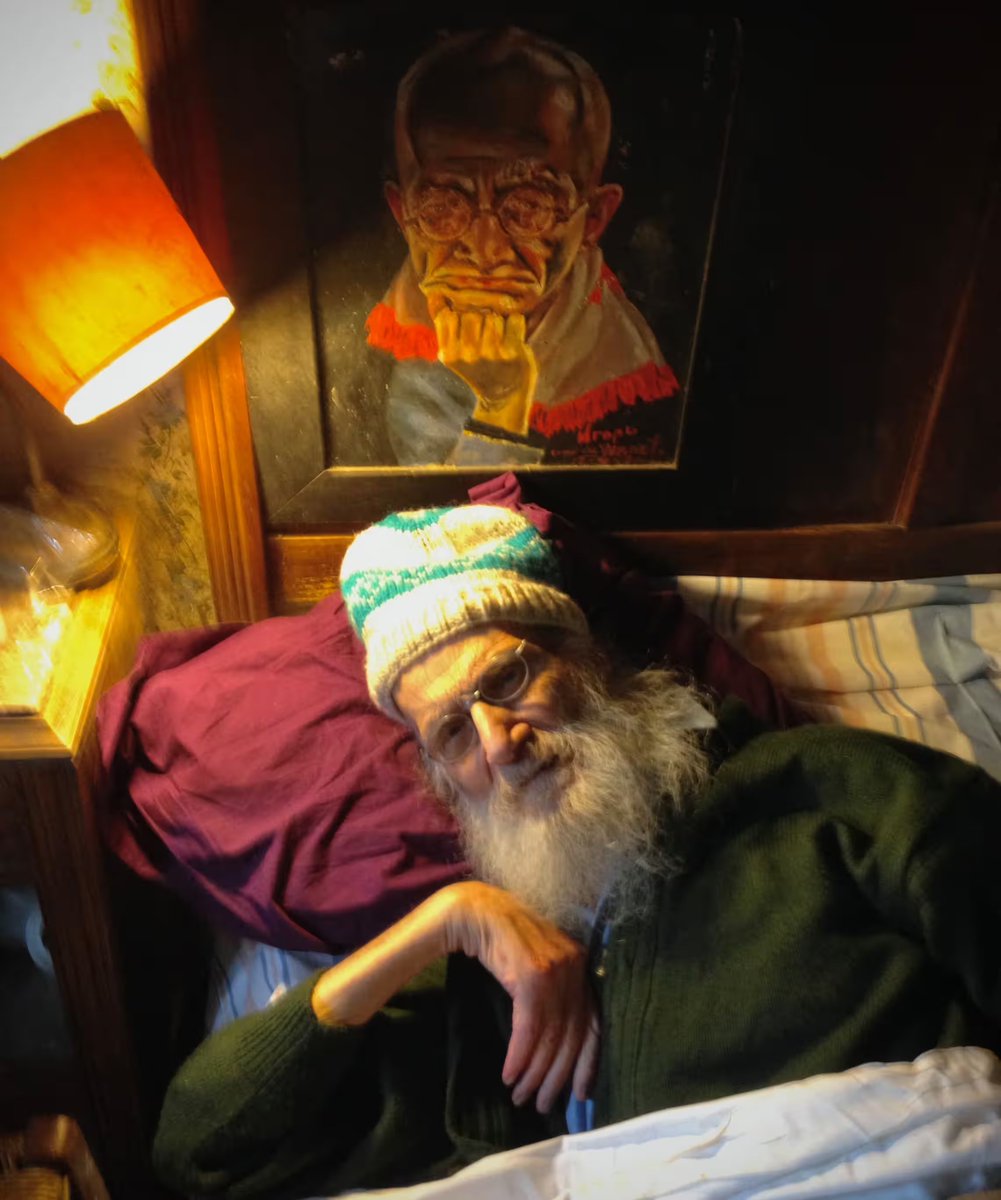 davidbessis's tweet photo. A long feature article on Grothendieck in the @guardian, with some actual reporting (which is quite rare on this subject) and photos I had never seen before. https://t.co/dsglZot4w3
h/t @OlivierReims and @coulmont https://t.co/LCun2M8kYv