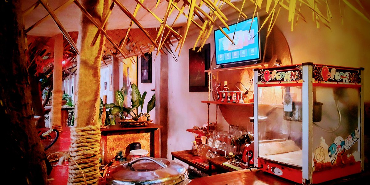 BUST4NI's tweet photo. Bustani  🥂🌮 https://t.co/SNafaEMv4r