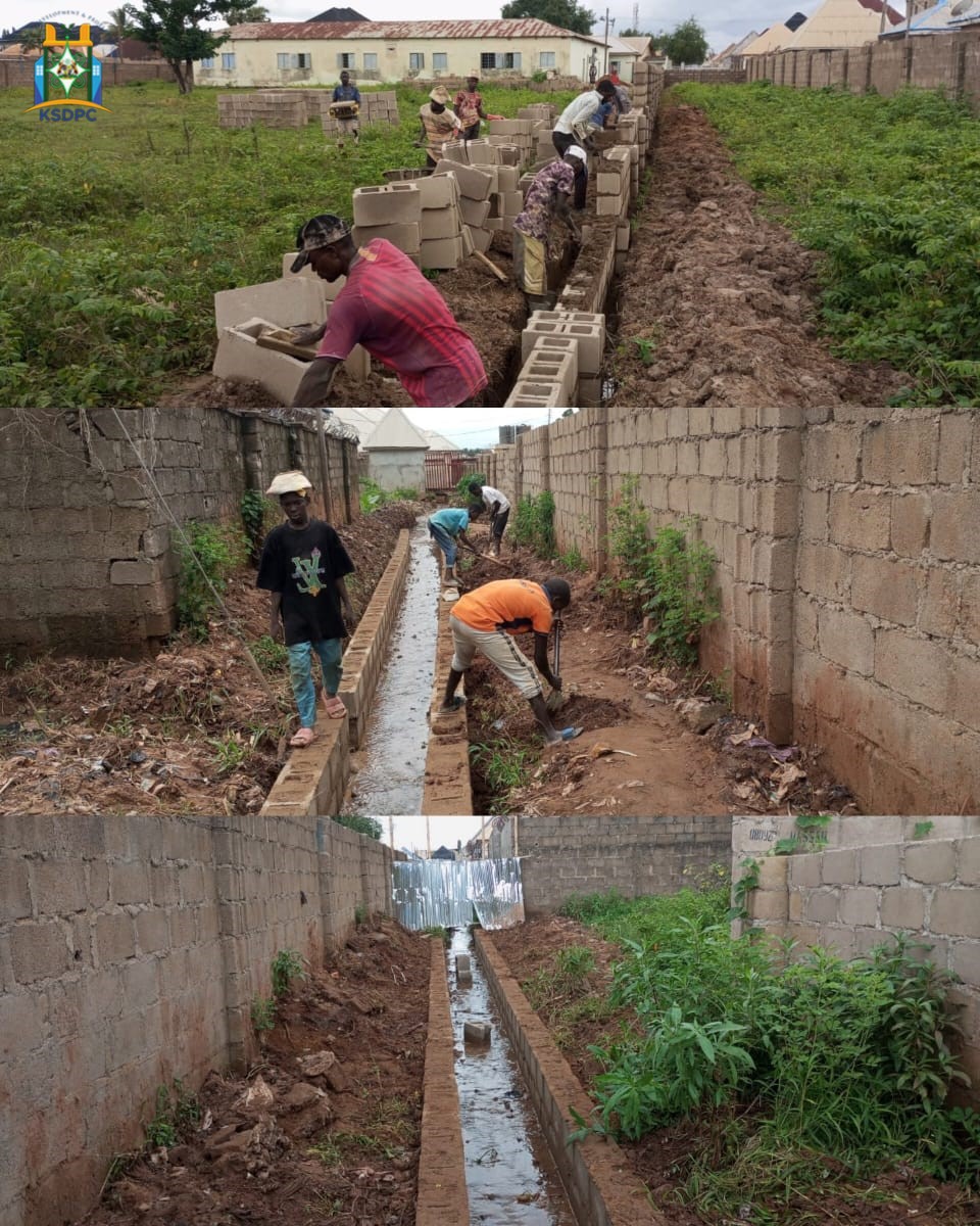 KSDPCLtd's tweet image. #OngoingWork Relocation of a fence at Mozambique Close to allow for redevelopment of the drainage system as part of the overall ongoing infrastructure upgrade at the Malali Urban Renewal Site. #buildingsustainablehabitats

Signed
Saminu Gwadah
Ag Head, Public Relations
02/09/24