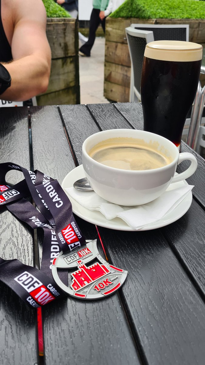 Another event in the books, and a new PB achieved! 🏅

The atmosphere was electric with so many supporters and smiles all around!

Super proud to have hit my goal, shaving nearly a minute off last year's time. Feeling strong!

<a href="/Run4Wales/">R4W 🏃🏴󠁧󠁢󠁷󠁬󠁳󠁿</a>
<a href="/Cardiff10K/">Brecon Carreg CDF 10K</a> 
#R4W