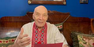 Sergeant_LiS's tweet image. "Нет дня, чтобы… я не думал о моих украинских друзьях, на головы которых падают бомбы… Я боюсь, что никогда уже не вернусь!" - Александр Филиппенко. Актëр, народный артист. 80 сегодня Александру Георгиевичу. Долгих лет, ролей, дожить и обязательно вернуться к нам! Одумавшимся!