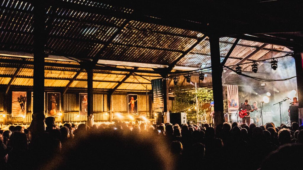 The Quietus (@thequietus) on Twitter photo .@LukeTurnerEsq reflects on the connection between Sea Power and the music of the landscape that surrounds their <a href="/Krankenhausfest/">Krankenhaus Festival - a magical micro-festival</a>
Lakeland Echoes: Wind, Rock, Fell, Rain & Sea Power’s Krankenhaus
buff.ly/3yYAUMB .@LukeTurnerEsq reflects on the connection between Sea Power and the music of the landscape that surrounds their <a href="/Krankenhausfest/">Krankenhaus Festival - a magical micro-festival</a>
Lakeland Echoes: Wind, Rock, Fell, Rain & Sea Power’s Krankenhaus
buff.ly/3yYAUMB