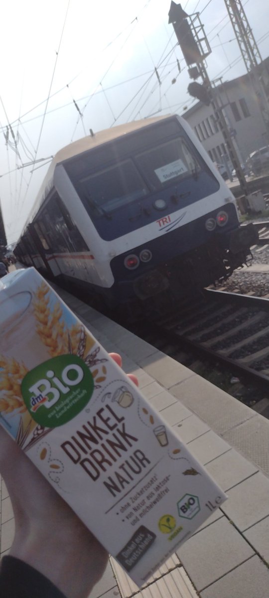 Daefanta's tweet image. Mit etwas älterem Rollmaterial ging's dann weiter in's Frankenland