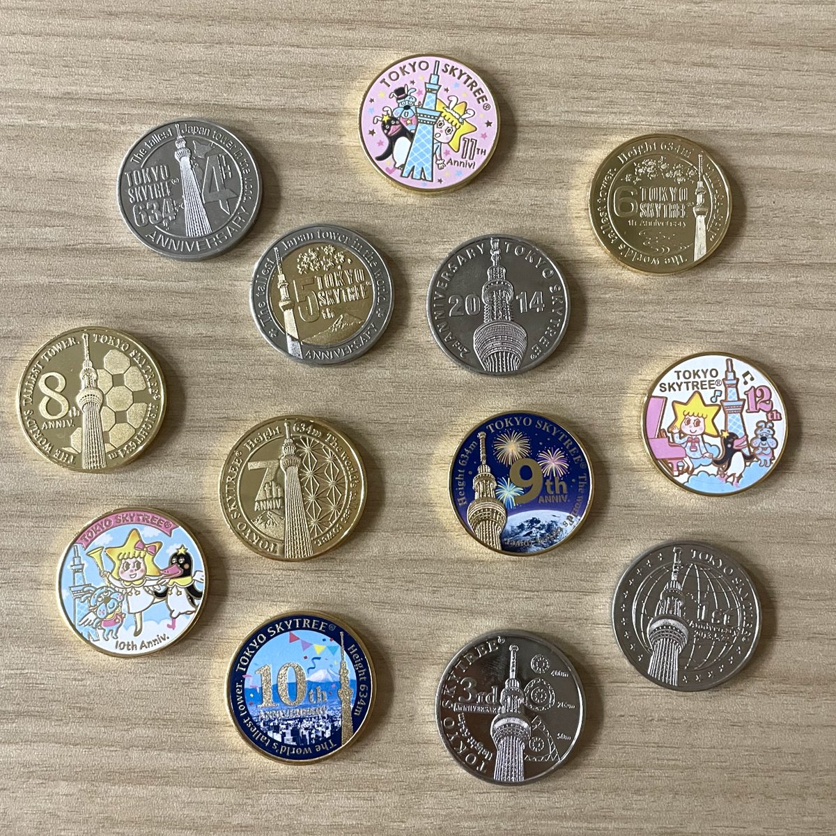お宝画像✨／ これまでスカイツリーで販売してきた 歴代の「周年メダル