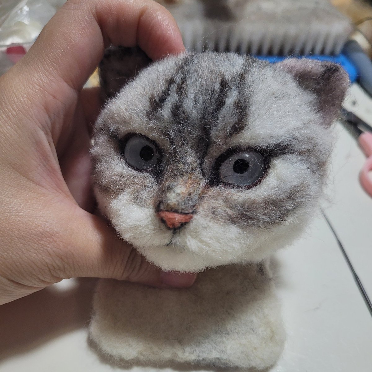 ET_RUBY's tweet photo. DAY 272

Hazard 🐱 
Just finished 
look at the eyes 👀

the song is good, right?😉
GULF NEW SONG
https://t.co/pmgMrRtXJr
#WITHYOU_MV 
#WITHYOU 
#GulfKanawut
#hazardisacat 
@gulfkanawut https://t.co/XC4N2rOiSi