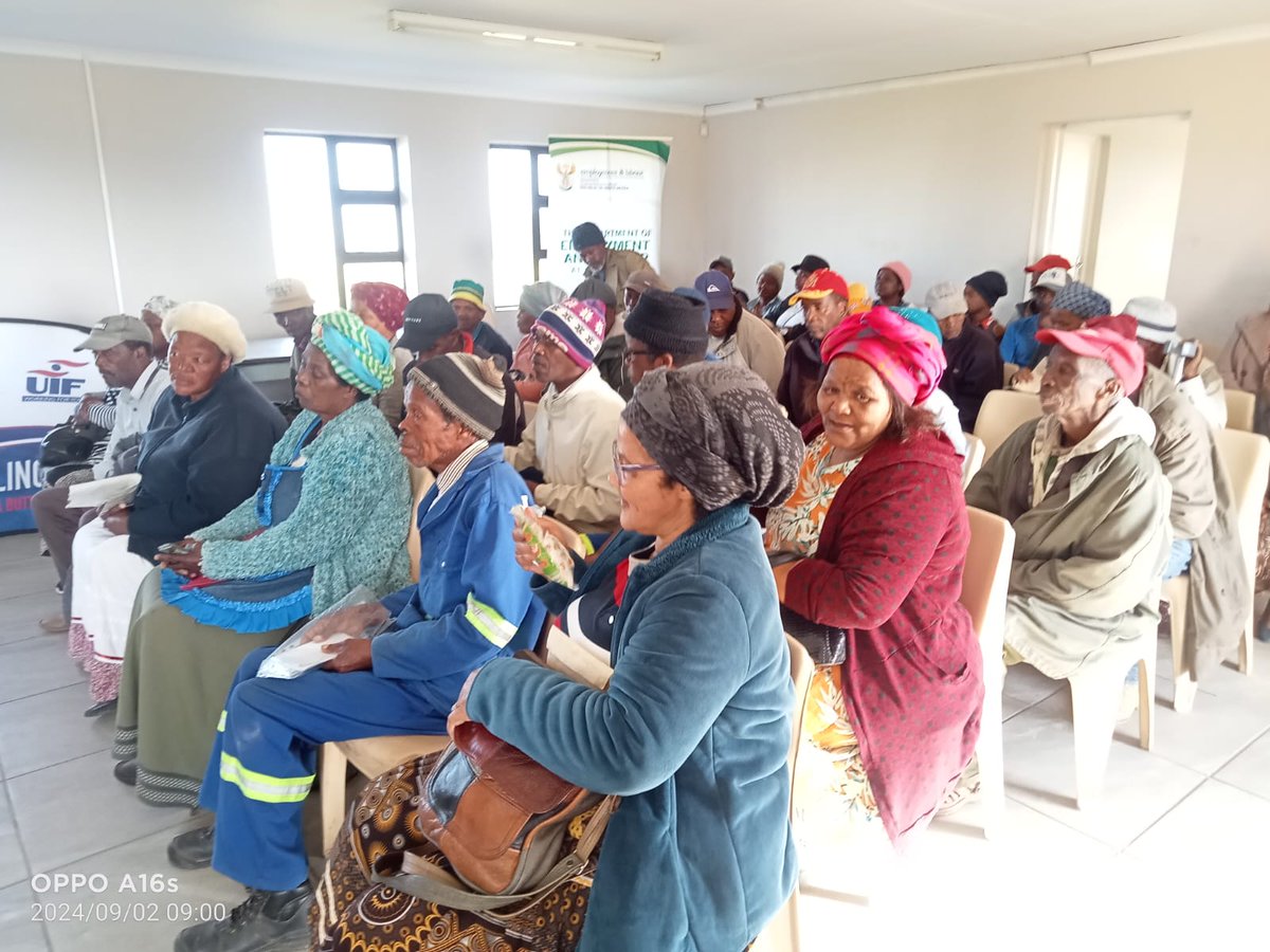 deptoflabour's tweet photo. The Department of Employment and Labour in the Eastern Cape is currently hosting an #Exmineworkers campaign in Bathurst. https://t.co/x4fP86ahCJ