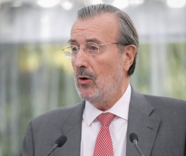 Lamentamos profundamente el fallecimiento de Juan Díez de los Ríos, que fue uno de los socios fundadores de AMI y que deja una marca imborrable en nuestra asociación y en todo el sector.

Extendemos a familia y amigos el más fuerte abrazo y nuestro más sentido pésame.

D.E.P.