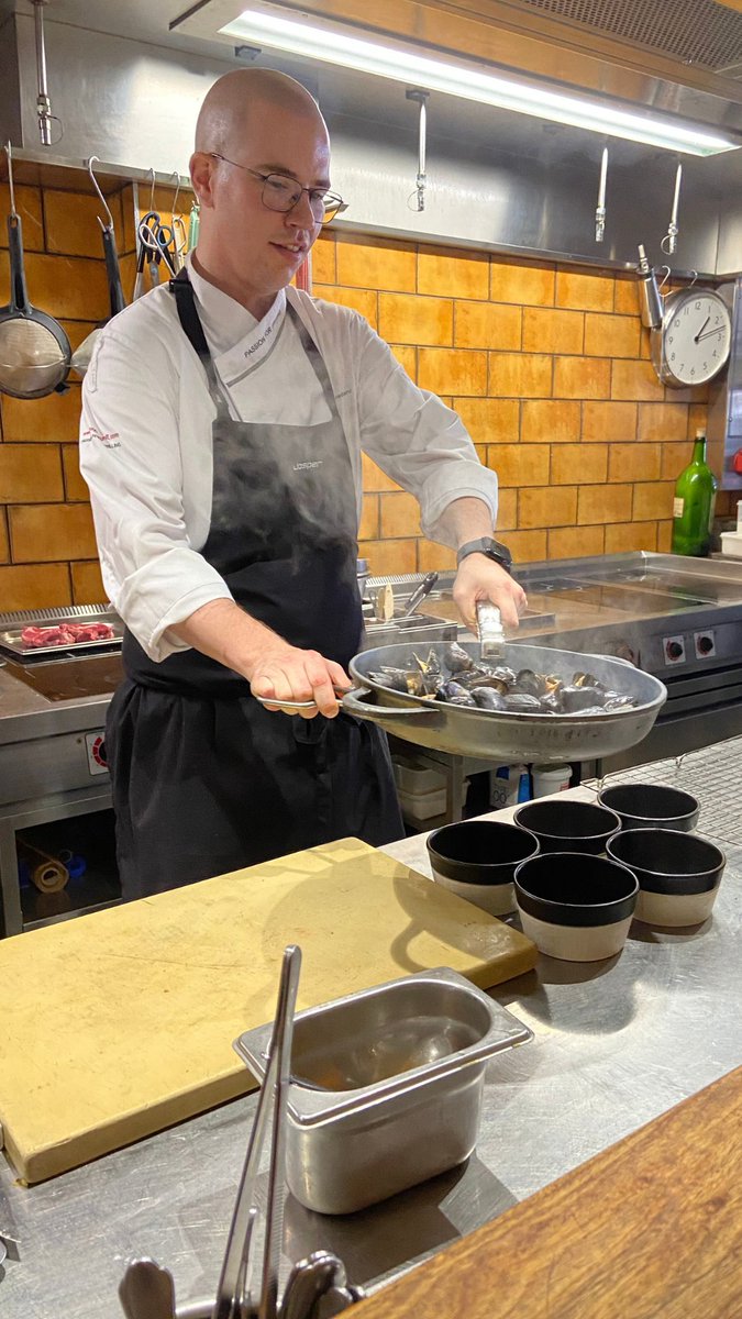 TargetCatering's tweet image. If you are interested in adding the wonderful Josper Charlocal Oven -  @josperofficial to your kitchen, our Josper X Hatched demonstration day is the perfect opportunity to see this amazing oven in use🔥🔥
 
To get more information and enquire visit - targetcatering.co.uk/charcoal-ovens