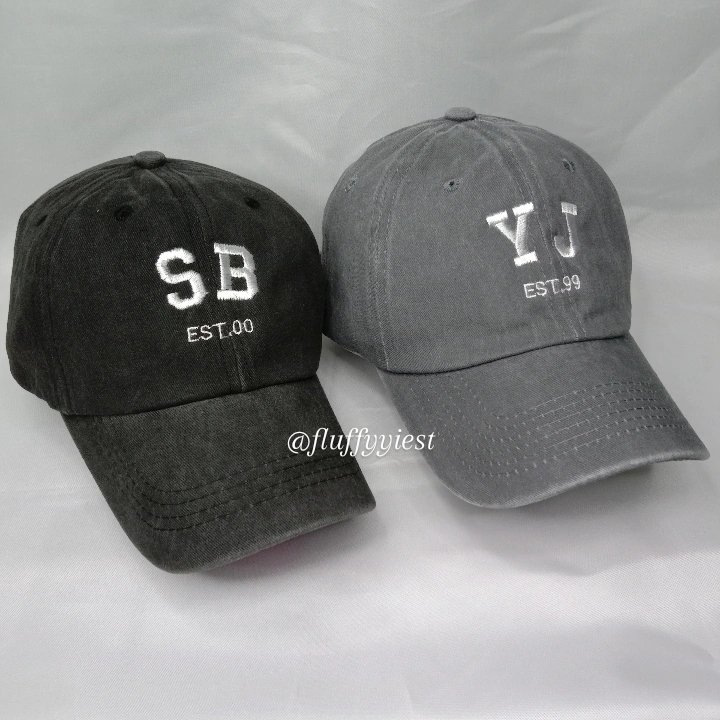 fluffyyiest's tweet photo. ‼️Perbandingan topi bahan cotton warna hitam &amp; abu‼️

Jangan sampe salah pilih warna ya guys (⁠｡⁠•̀⁠ᴗ⁠-⁠)⁠✧ https://t.co/mBKE2yeNdI
