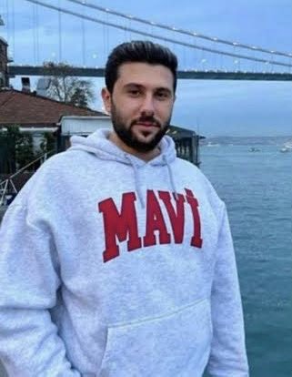 Barantaylany's tweet photo. Şuraya 3 adet OROSPU ÇOCUĞU BIRAKIYORUM . #ÖzgürKarabıyıktutuklansın https://t.co/m71IX8GzBs