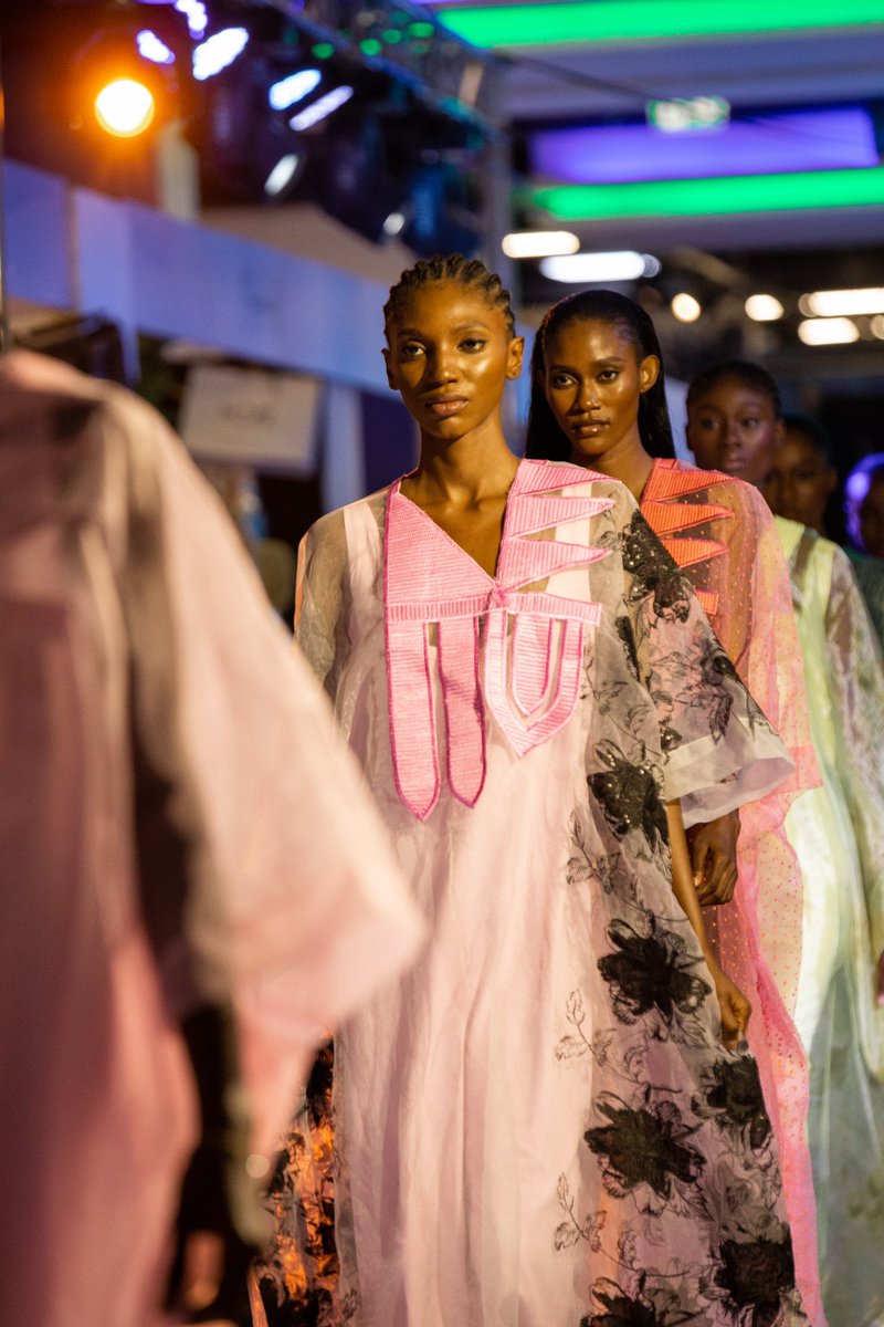 ecobank_nigeria's tweet photo. Glitz and glamour: We had some unforgettable moments at the Oja Oge Fashion Runway show yesterday, and here are some highlights from it!✨

#ojaoge
#happynewweek
#fashion 
#lifestyle 
#beauty 
#abetterway 
#ecobankthepanafricanbank https://t.co/o2k8bWsf9o