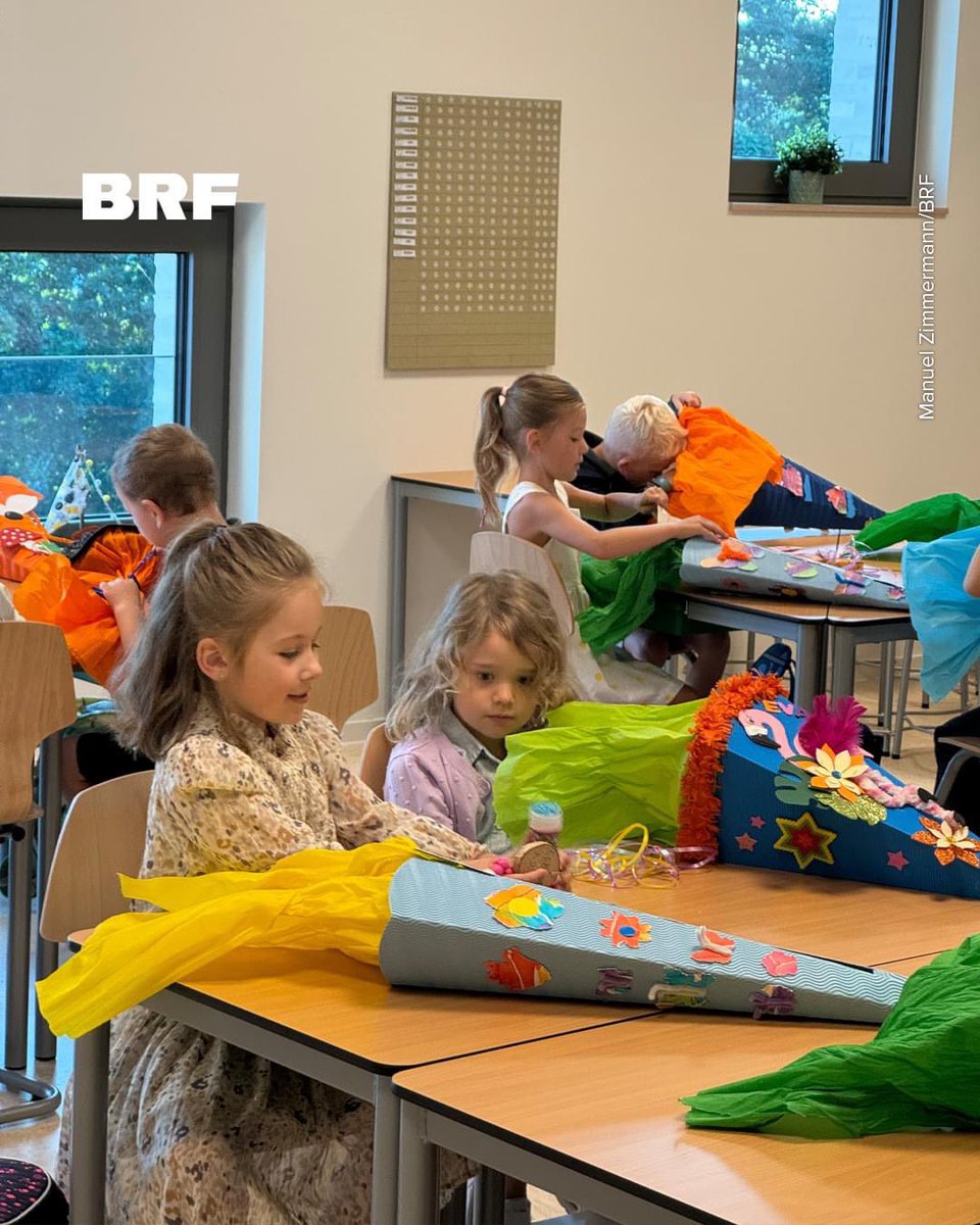 Wir wünschen allen einen guten Start ins neue #Schuljahr!

Unsere Reporter waren heute zum Start des neuen Schuljahrs in verschiedenen Schulen in #Ostbelgien unterwegs ➡️ brf.be/regional/18922…