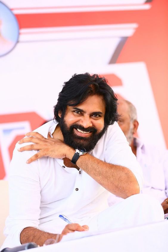 CineTrident's tweet photo. Powerhouse of Telugu Cinema and Andhra Pradesh Politics, wishing a fabulous happy birthday 🎉🥳💐 to Powerstar @PawanKalyan sir 🤗❤️‍🔥

Wish you may continue to inspire us all as a hope and strength❤️

#HBDPawanKalyan #HappyBirthdayPawanaKalyan @JanaSenaParty #AndhraPradesh #Andhra https://t.co/GT1fSqyfm5