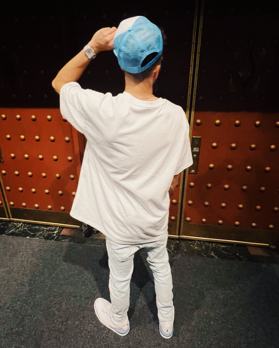 ohrells's tweet image. i know where my heart at anyway