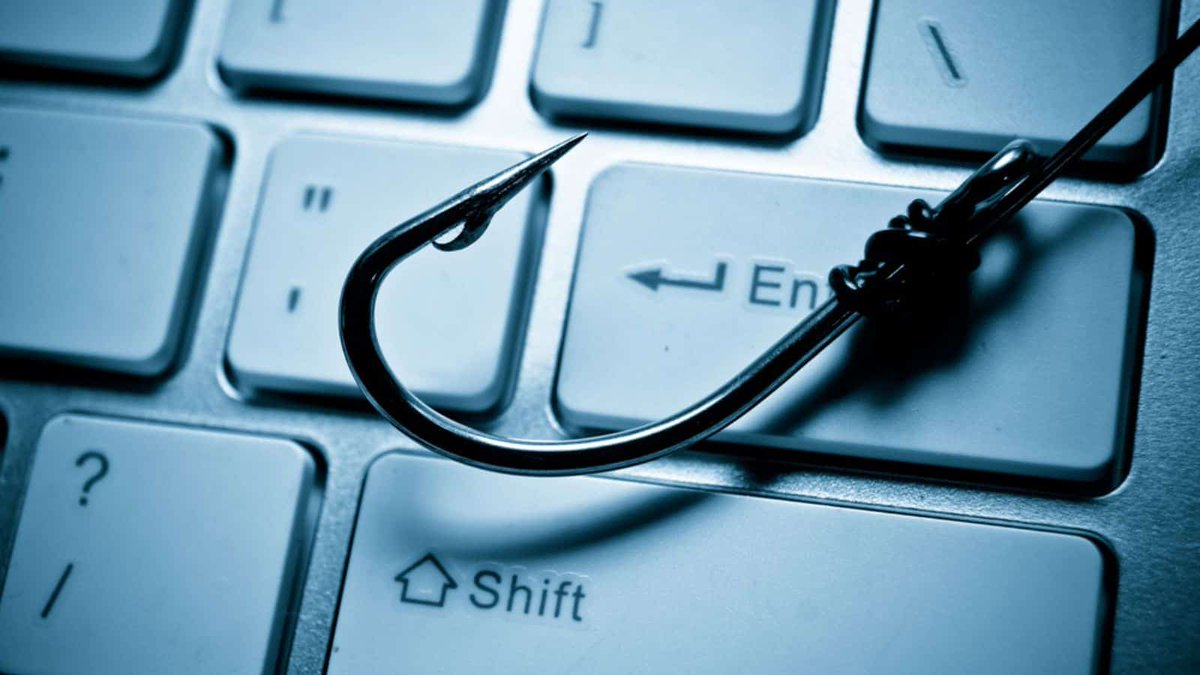 PatosNokia's tweet photo. Phishing, la nuova TRUFFA coglie di sorpresa e svuota i conti https://t.co/Q9sZBnvdeY https://t.co/ErmpN5kVPz