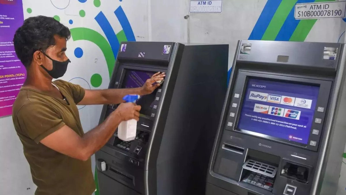 prvthykrishnan's tweet image. എടിഎമ്മിലൂടെ ബാങ്ക് അക്കൗണ്ട് തുറക്കാനും നിക്ഷേപം നടത്താനുമാകും. ലോണിനായും അപേക്ഷിക്കാം. dlvr.it/TChkr4