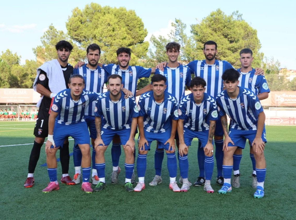 CPSanCristobal's tweet photo. ⚔️🛡️ El cinquè i últim 11 de la pretemporada 24-25 abans de començar el campionat de lliga‼️

#AraÉsElMoment 

📸 @jbielphoto https://t.co/4wdkLB4yTy