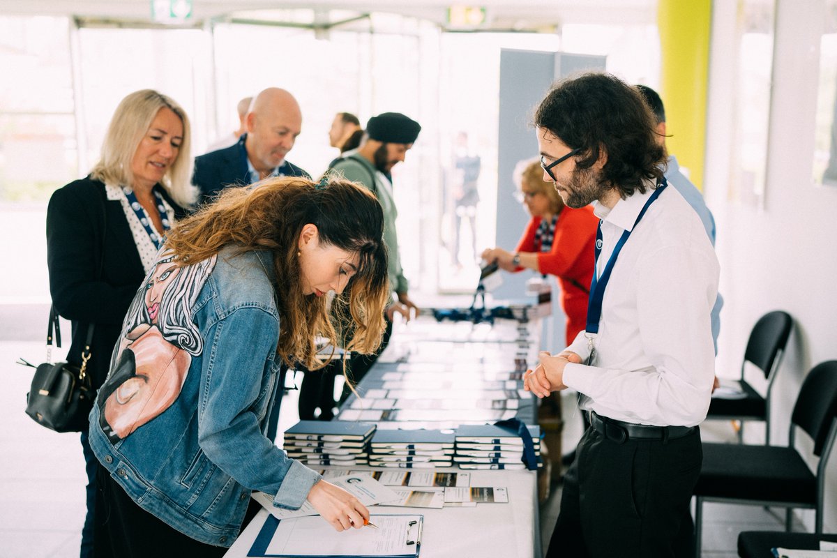 Cranfield Alumni (@cranfieldalumni) on Twitter photo A new month means a new exciting schedule of events for #CranfieldAlumni including…
🍻 Alumni pub night
💎 Air Transport 60th anniversary
🍃 Green Business Network
Take a look and get involved:
bit.ly/3A9BcMj A new month means a new exciting schedule of events for #CranfieldAlumni including…
🍻 Alumni pub night
💎 Air Transport 60th anniversary
🍃 Green Business Network
Take a look and get involved:
bit.ly/3A9BcMj