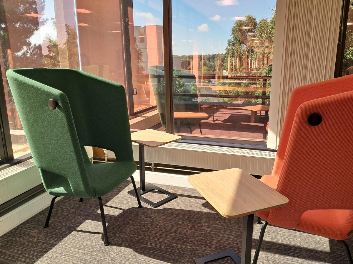 UEALibrary's tweet image. *BIG NEWS*

Floor 0 of the Library reopens Tuesday 3rd September at 11am. We are so excited for you to see the new space!

#UEA #UEALibrary @uniofeastanglia