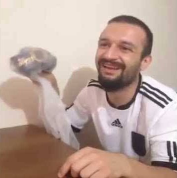 oguzhanmda's tweet photo. Herkesin ders kayıtları başlayıp staj grupları açıklanırken o sırada bizim fakülte: https://t.co/TUk0l2eyUS