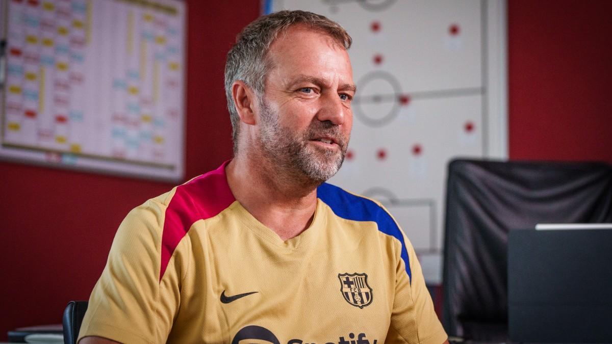 RepoGuzman's tweet image. LA PRESION, EL TESORO RECUPERADO POR FLICK

En este 🧵 táctico analizaremos las claves que hacen que la presión coordinada, históricamente, sea un pilar en el MdJ del Barca y como Hansi ha conseguido recuperarla aumentando así el nivel competitivo del equipo culé

‼️ACOMPAÑAME‼️