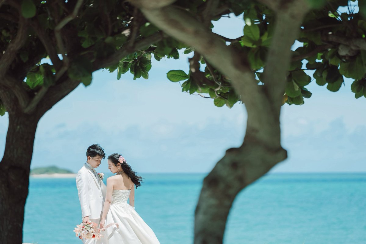 Li_lith_1016's tweet image. ゴンコウ&amp;amp;リサ夫妻第一回 #ウェディングフォト 🤵🏻👰🏻‍♀️

撮影のテーマをカメラマンさんと相談して、「お二人ともすごく雰囲気あるから(？)」とのことで、浜辺で元気いっぱい！というより若干スカした感じで撮りました🥴

撮影自体は本当に楽しくて、それも合わせていい思い出になった🫶🏻💕
絶対また撮る！