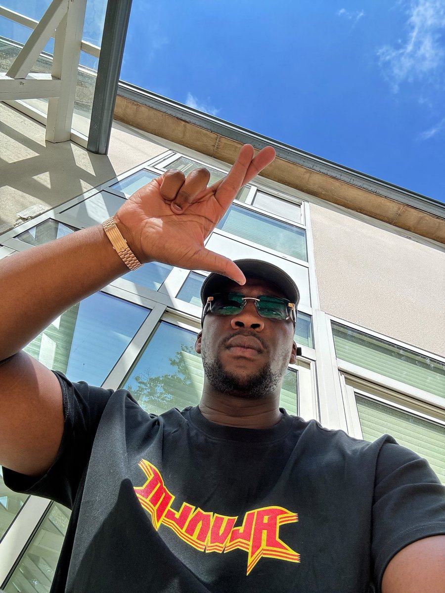 Sdm__92's tweet image. À LA VIE, À LA MORT - 27.09 - @Tiakola_Meloo @skreadofficial @JosmanOG @HamzaSauceGod @we_renoi 🤞🏾🩸 

PRÉCO #ALVALM : sdmocho.store