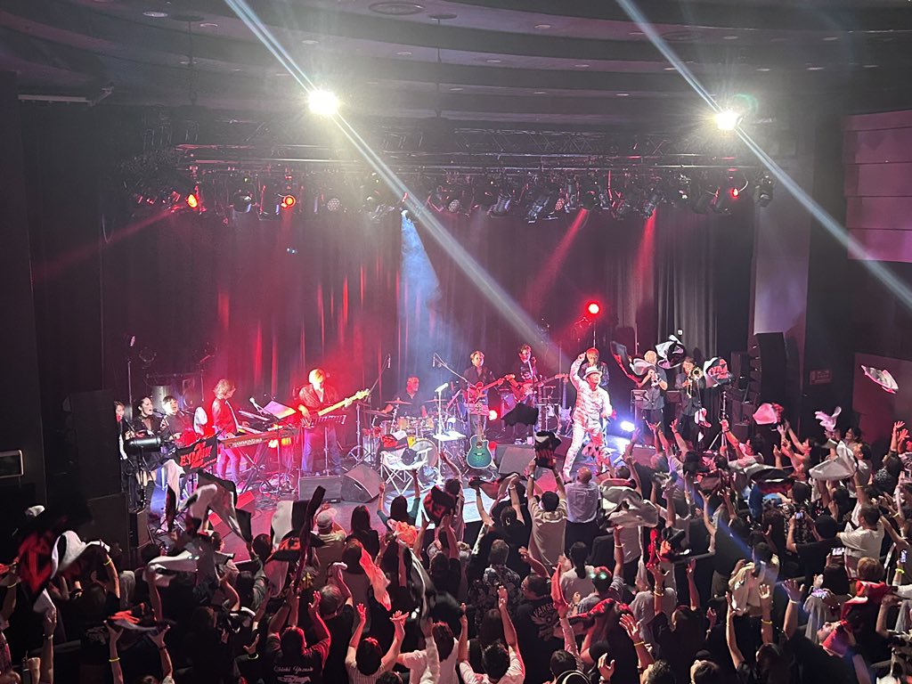 F.yazawa Live tour 2024

天候不安の中で無事に開催♫
無事に終える事が出来ました！
ご来場頂いた皆様！
感謝申しあげます！
あ〜りがとう！フゥ〜😆👍

#矢沢永吉 #永ちゃん #ライブ #モノマネ