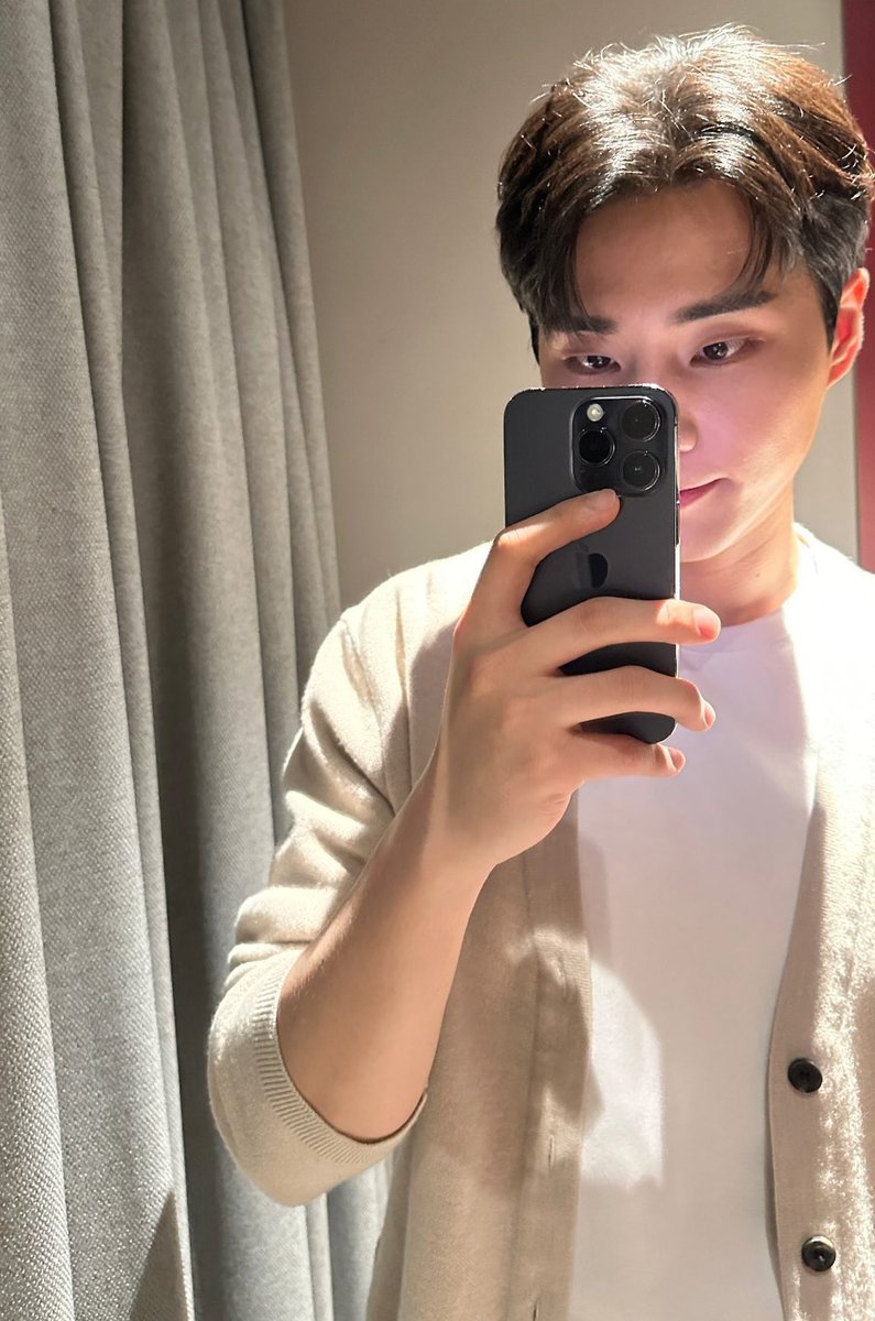 영케이가 많은 걸 알아버렸어....